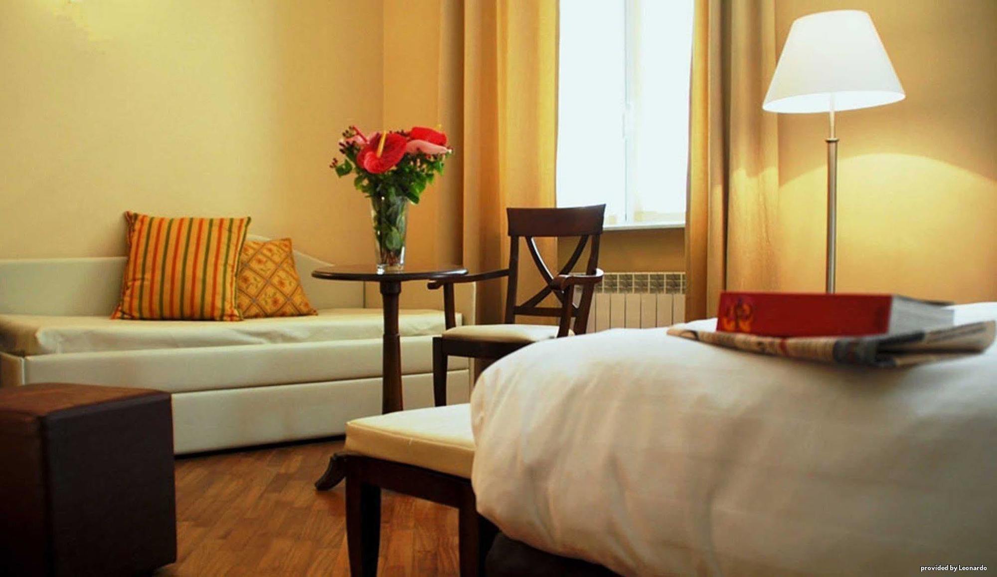 Western Metropoli Hotel 3*